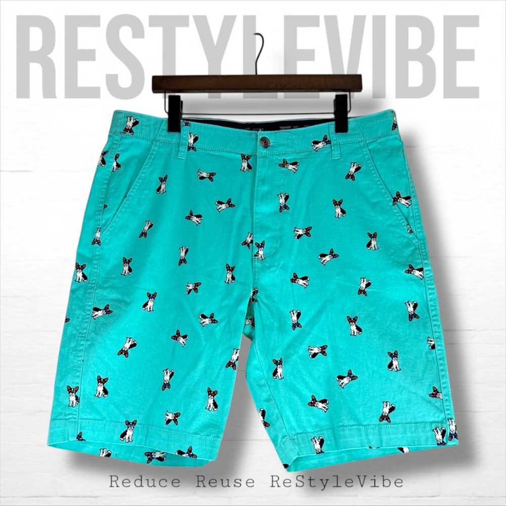 PLUGG Men’s Size 36 Shorts Dog Frenchie Bulldog Print Stretch Flat Front